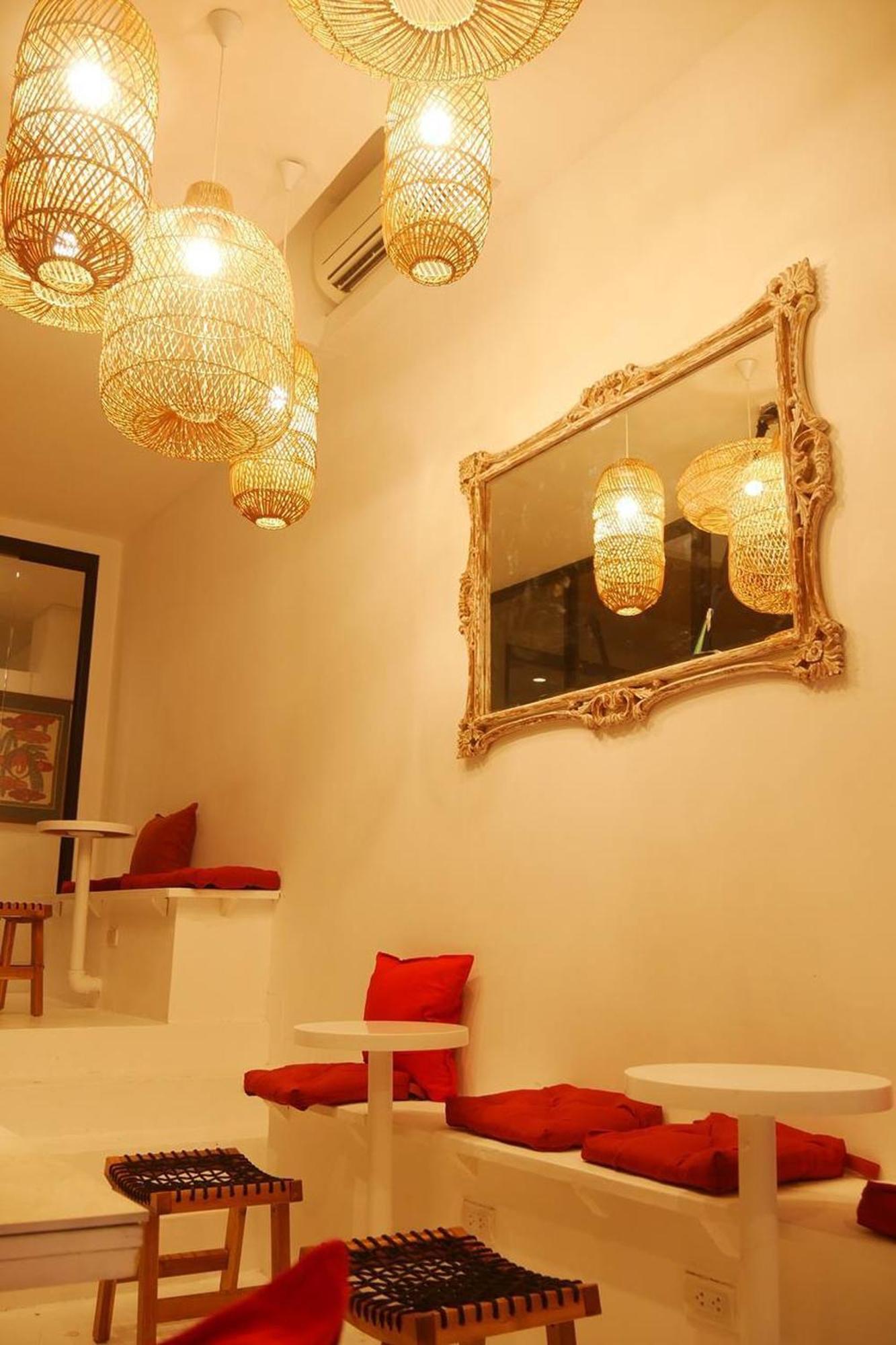 Blu Ari Stylish Gay Poshtel Bangkok