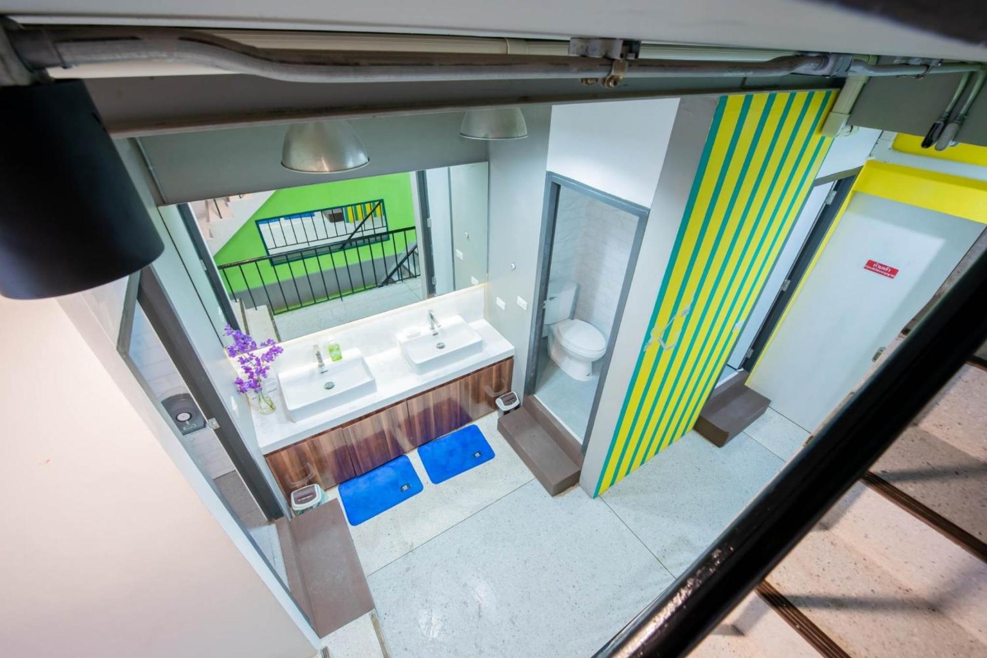 Mascotte Silom Hostel *