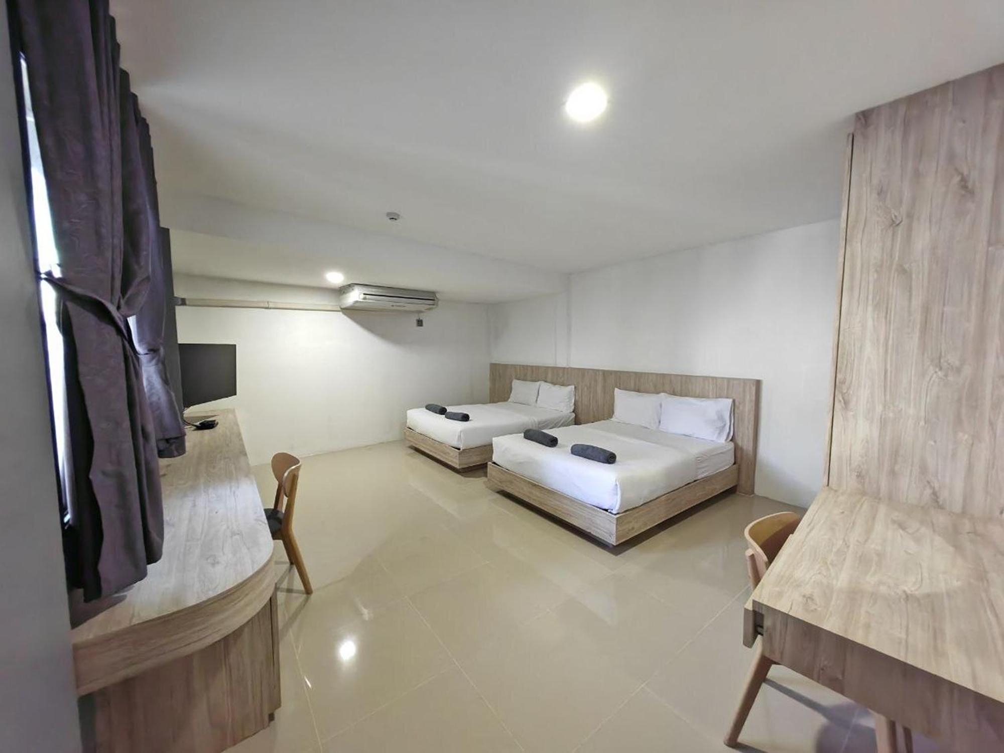 Hostel Day Bangkok