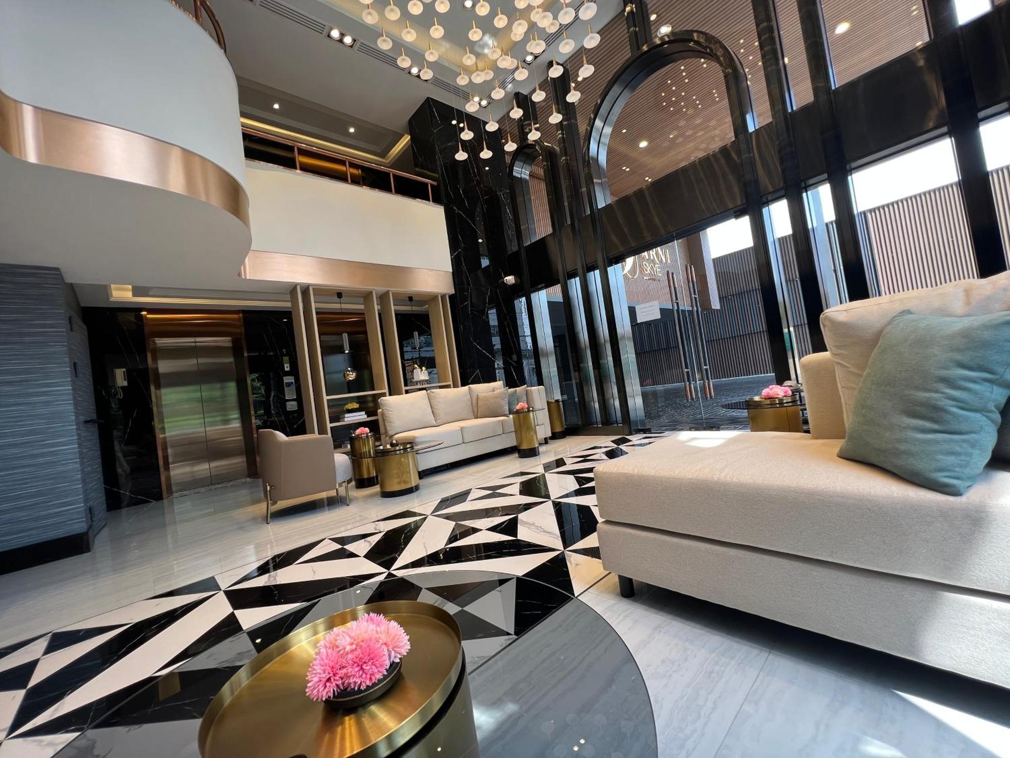 Arni Skye Bangkok
