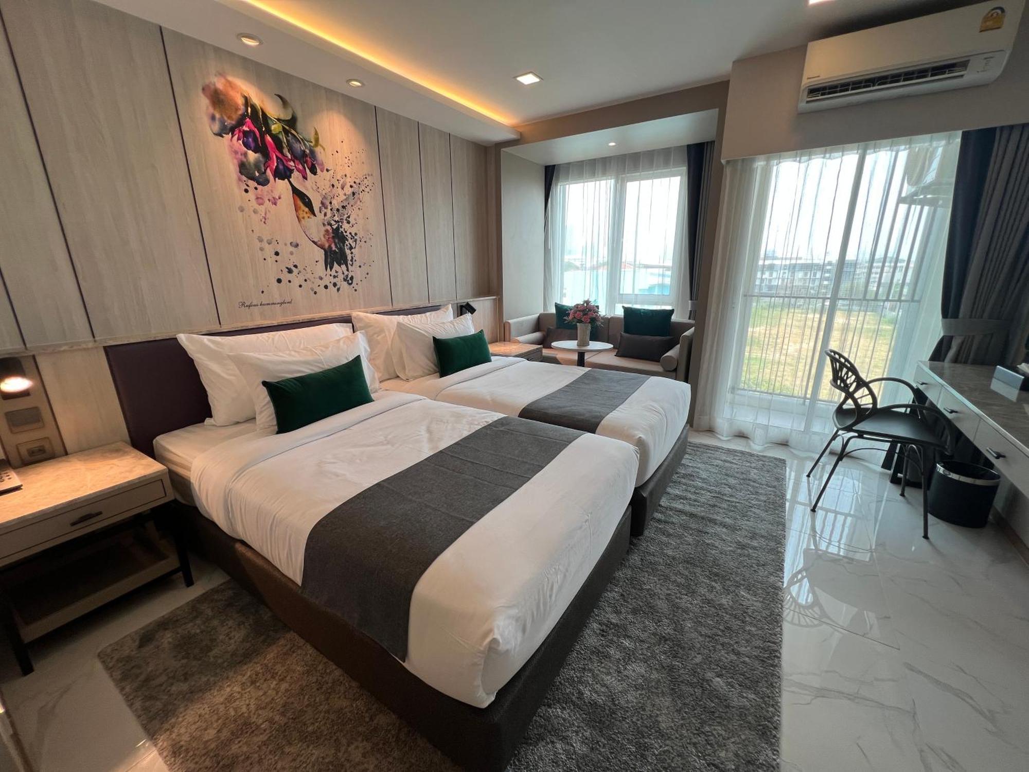 Hotel Arni Skye 4*