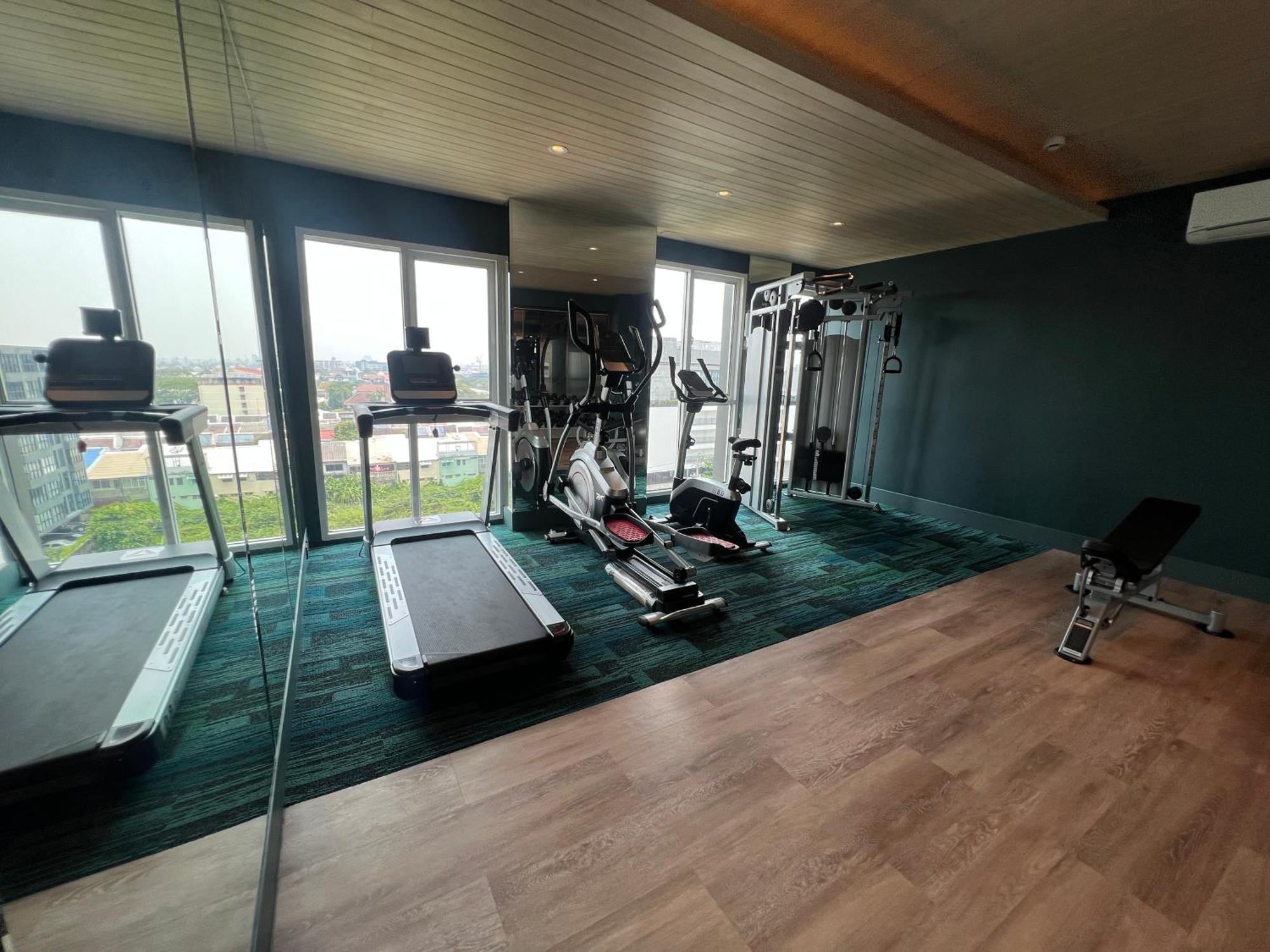 Arni Skye Hotel 4*