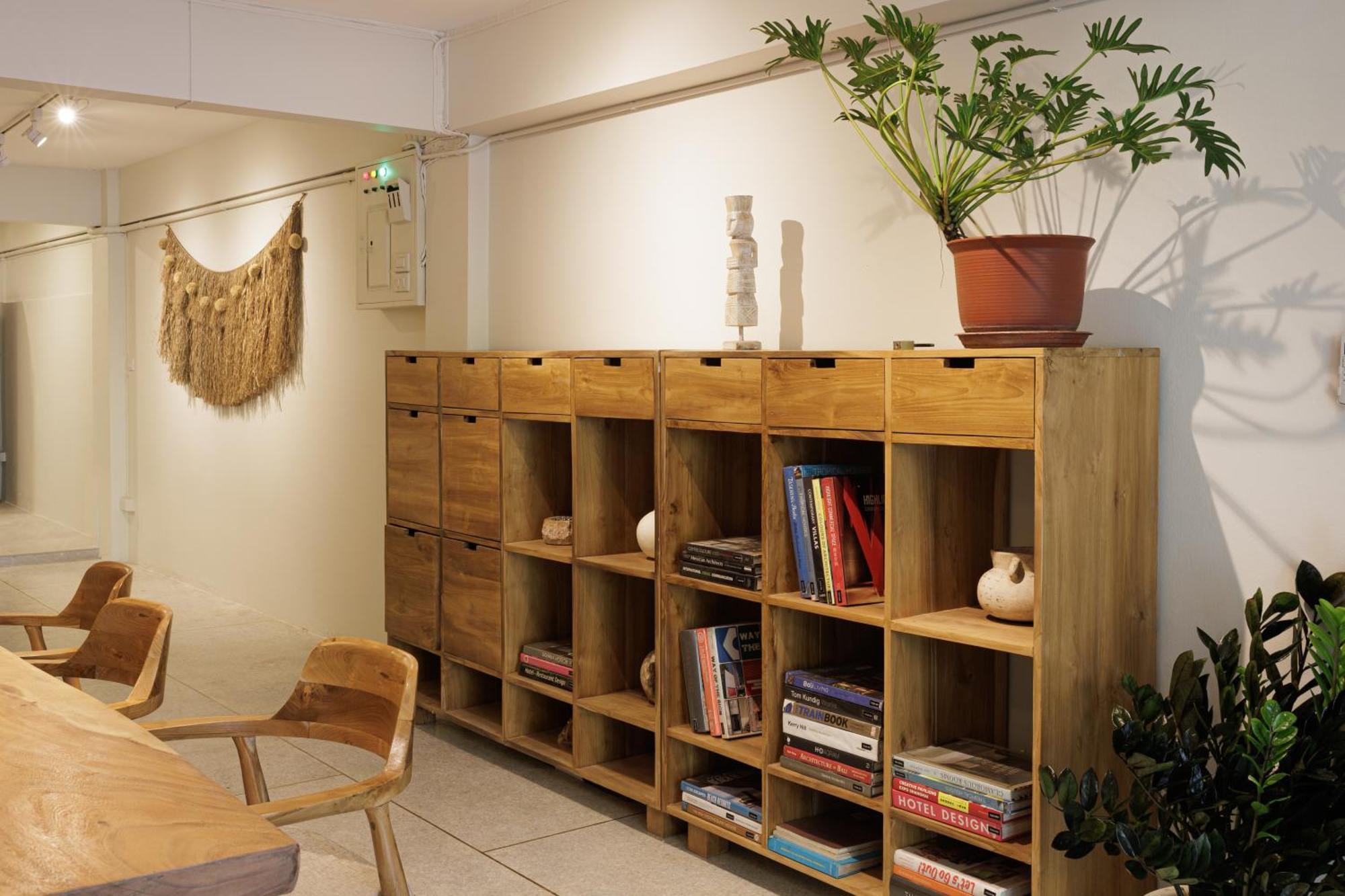 Baan Nuit Stayhouse Guest house