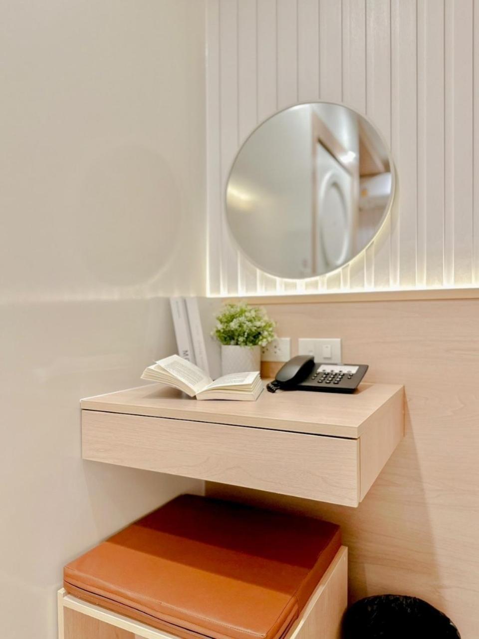 Hotel Thrive 3*