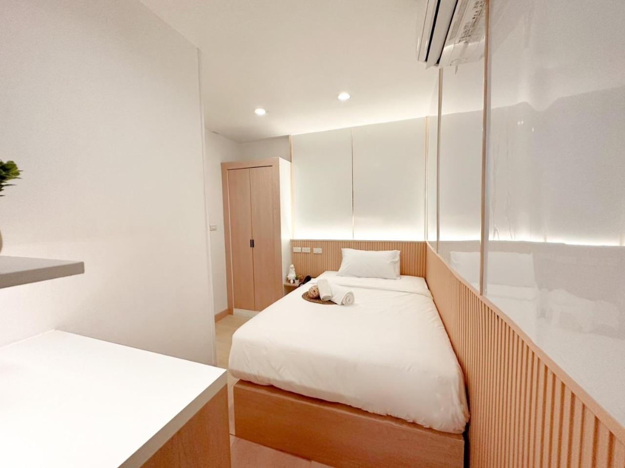 Thrive Hotel