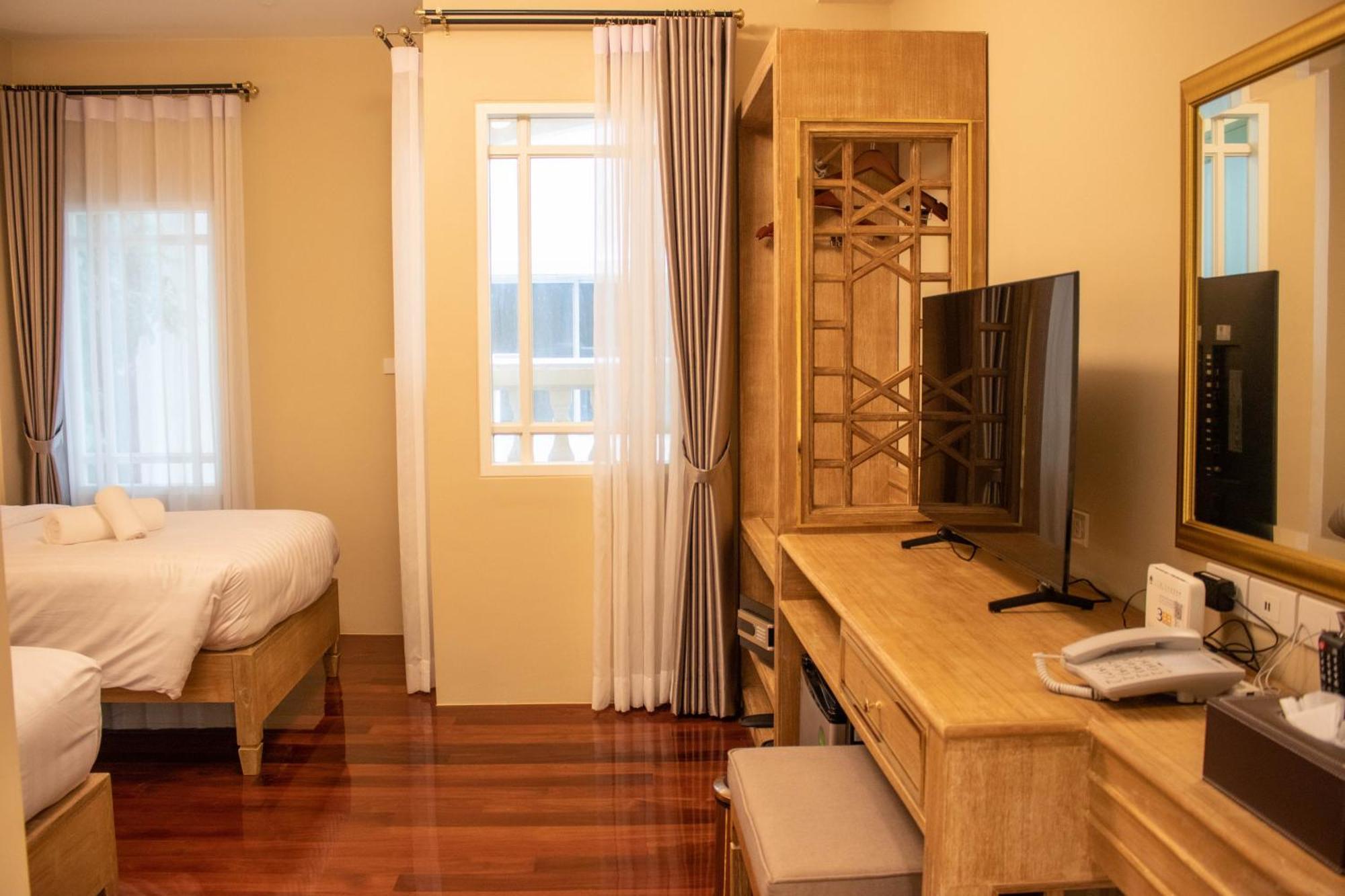 Siri Ratchadamnoen 3* Bangkok