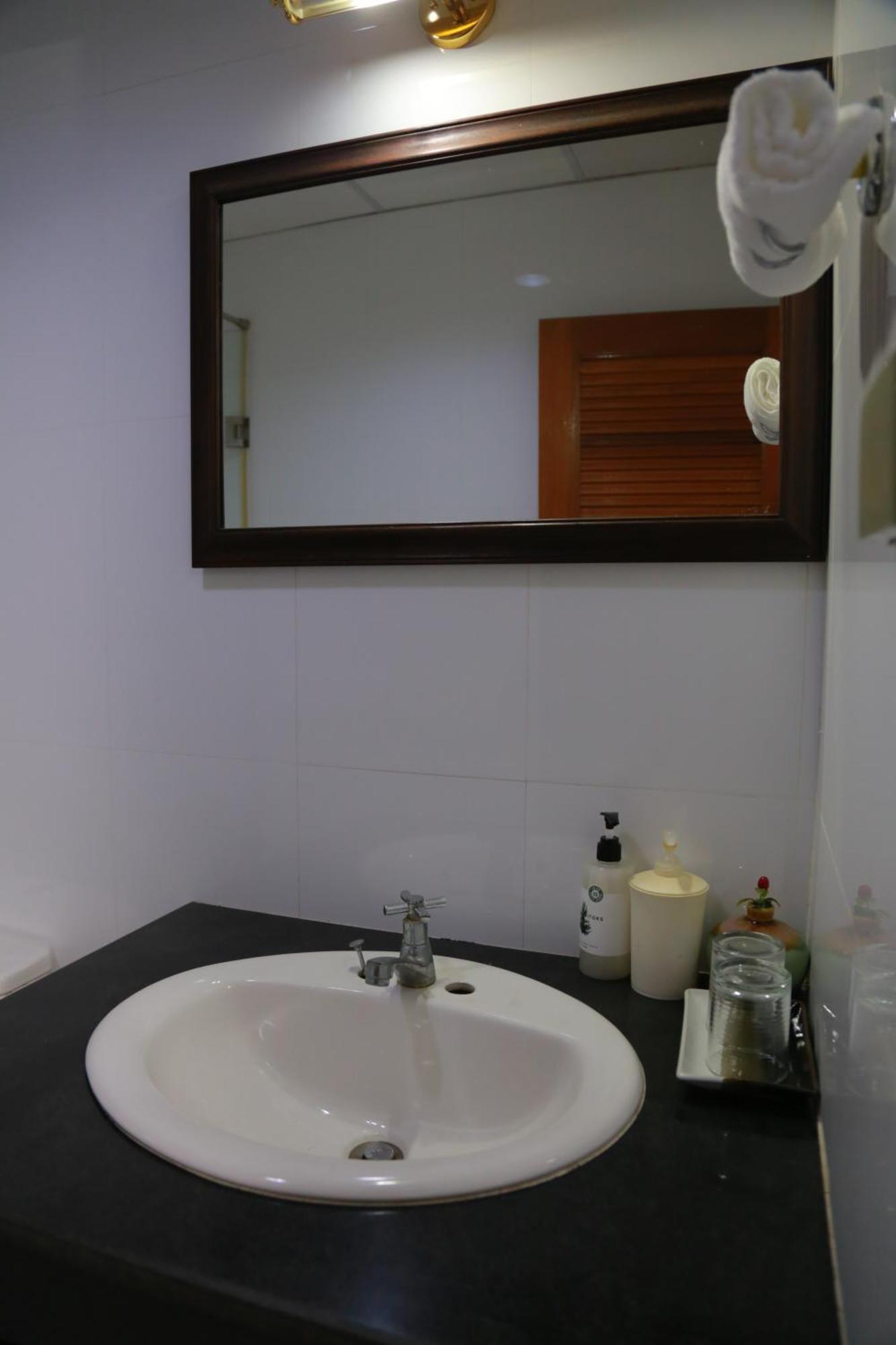 Upar Silom Hotel