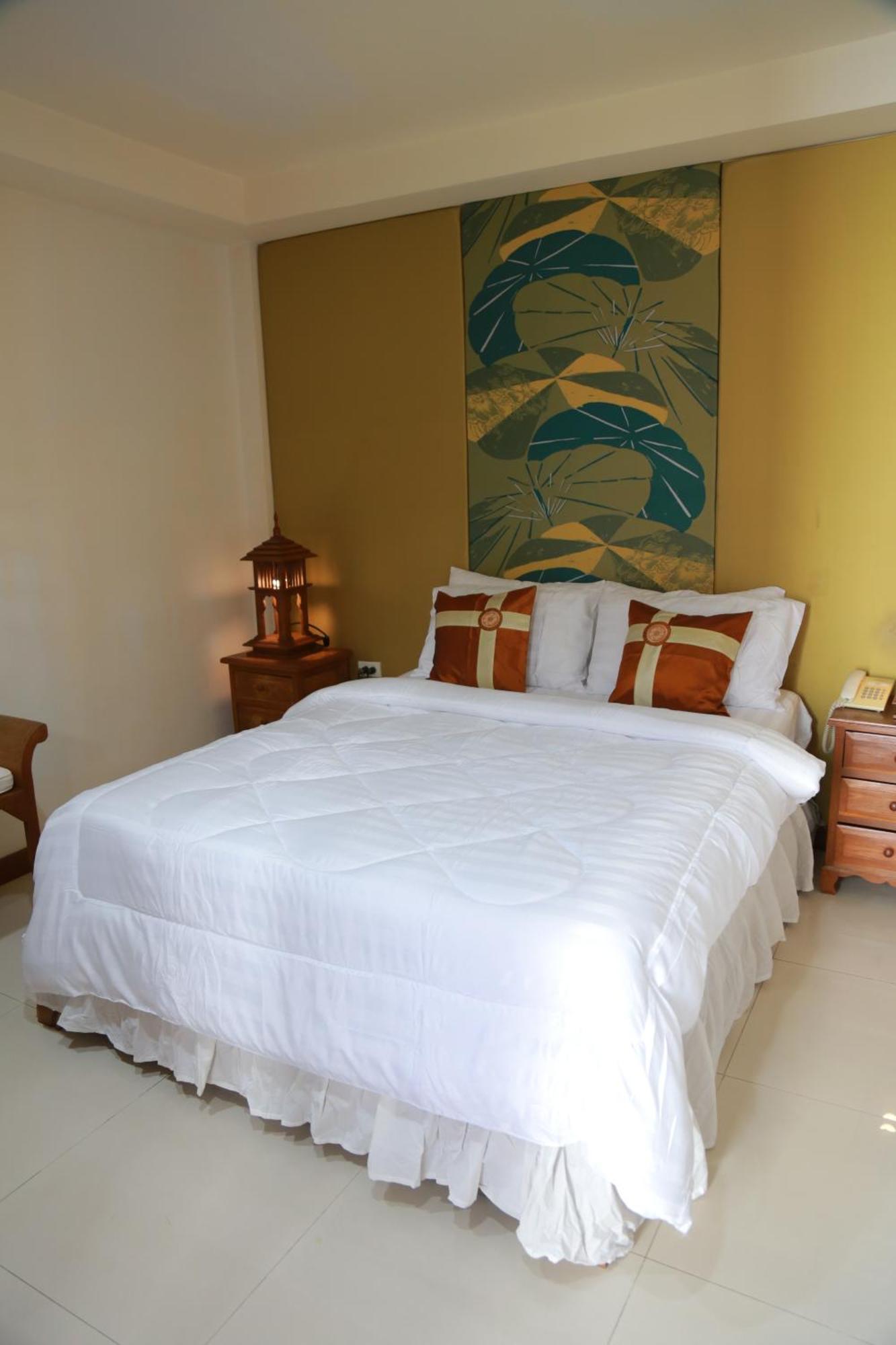 Hotel Upar Silom Near Mahanakhon Bangkok