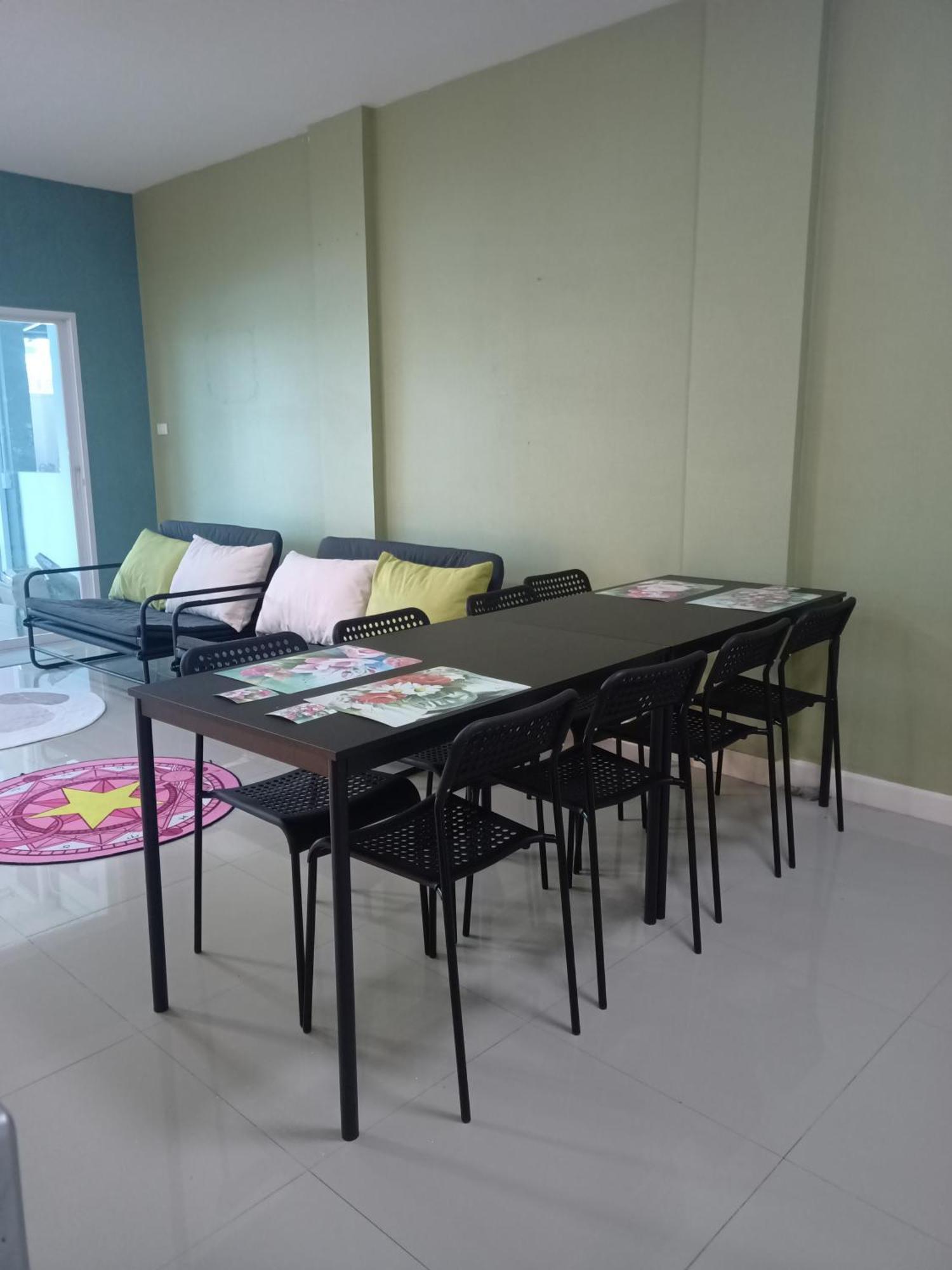 Guest house The Cozy Place 105 Private 3 Beds 3 Baths Lasalle *
