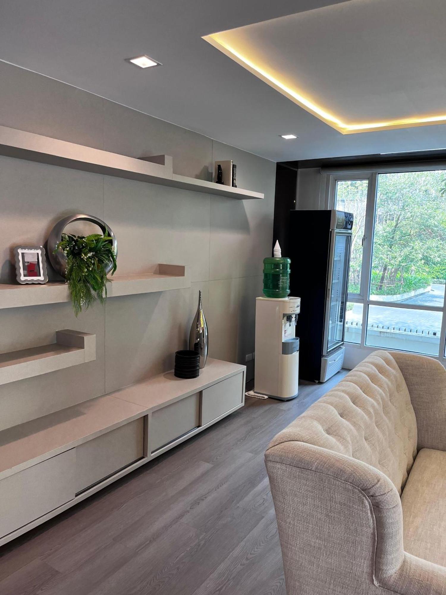 Spacious Sukhumvit Near Emquartier * Bangkok