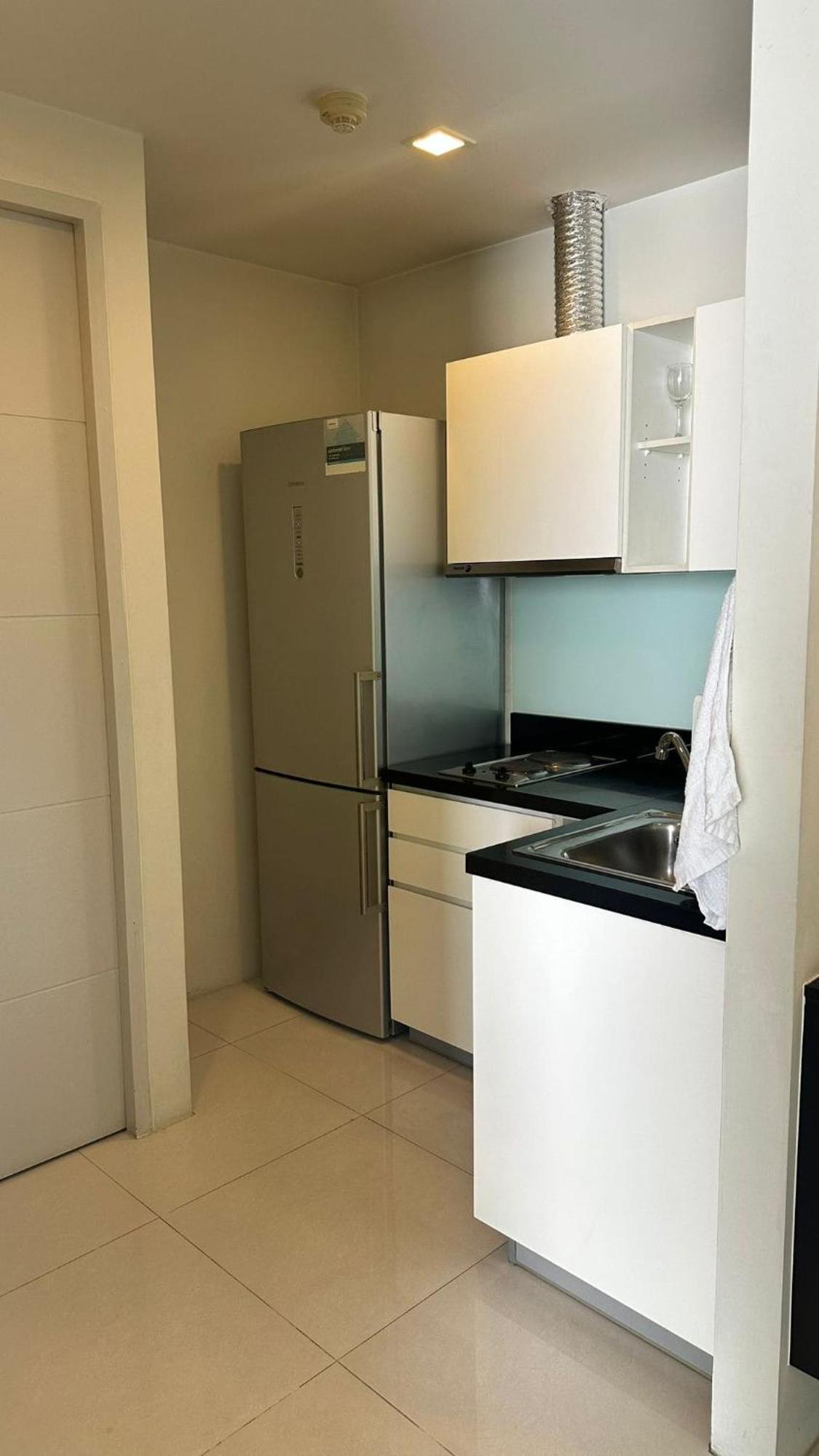 Spacious Sukhumvit Near Emquartier Apartment