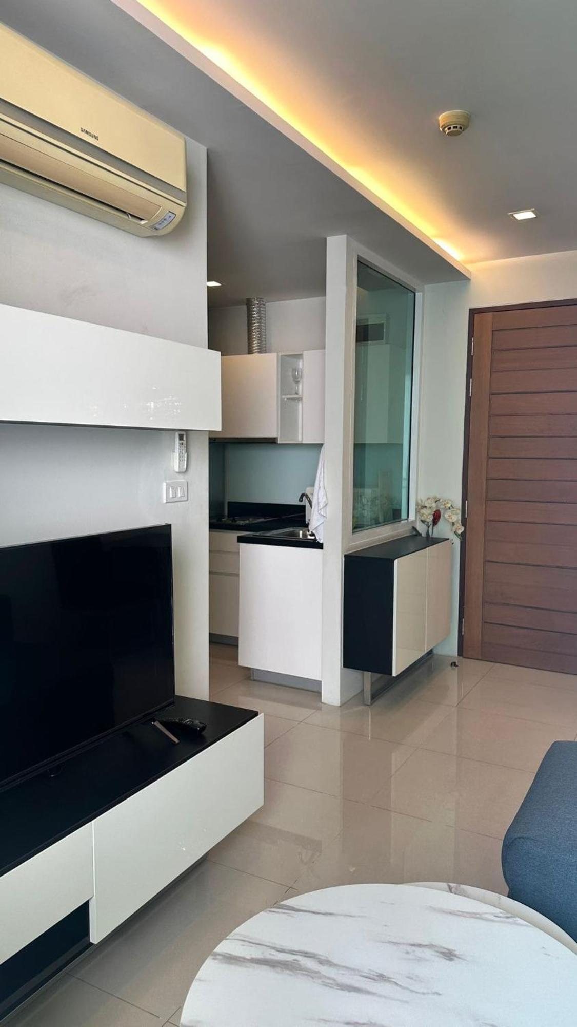 Spacious Sukhumvit Near Emquartier