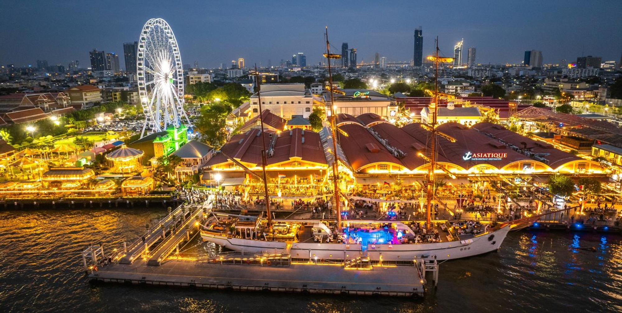 Hotel Crowne Plaza Lumpini Park By Ihg Bangkok
