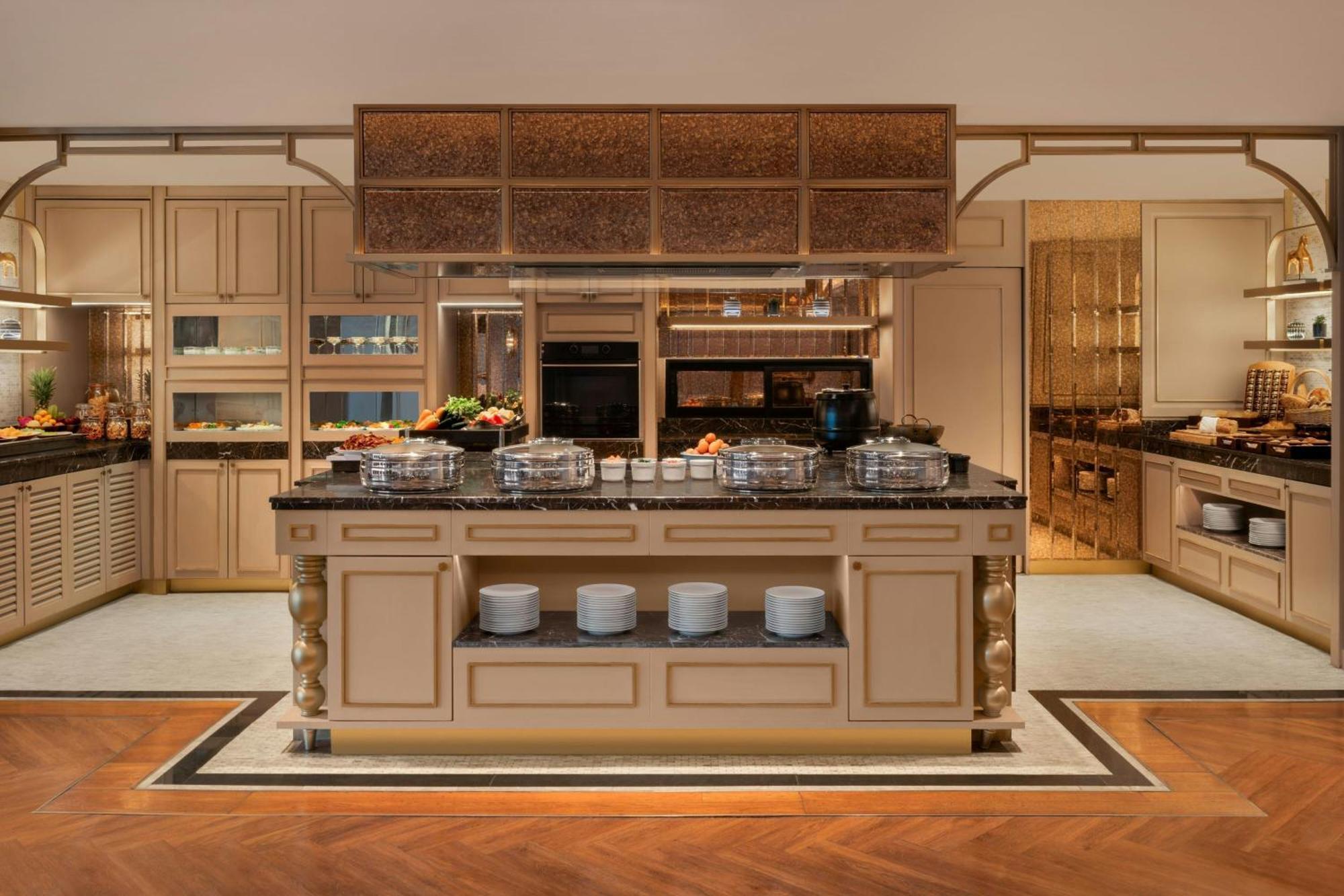 The Athenee Hotel, A Luxury Collection Hotel, 5*