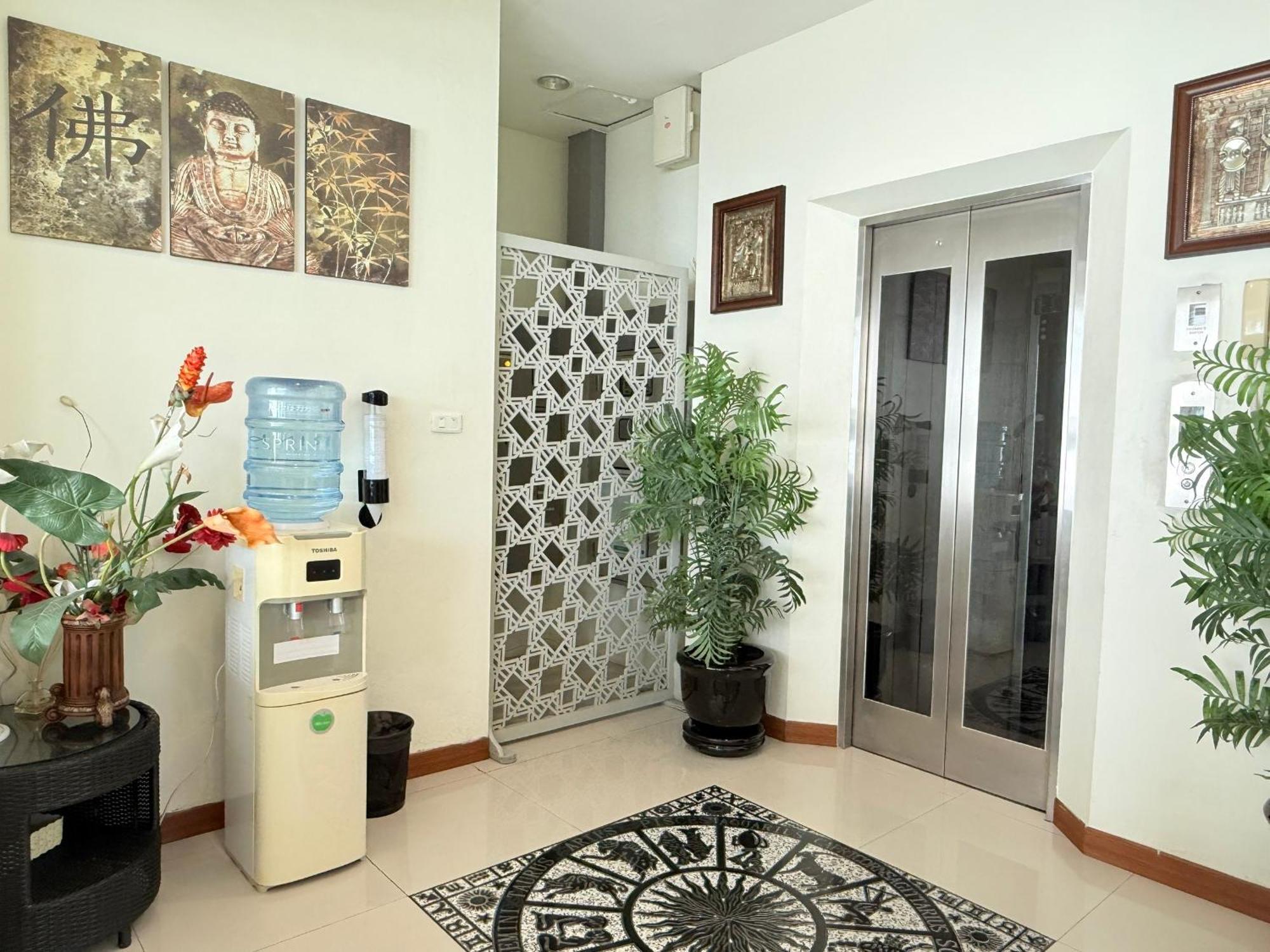 River Loka Hotel 3*