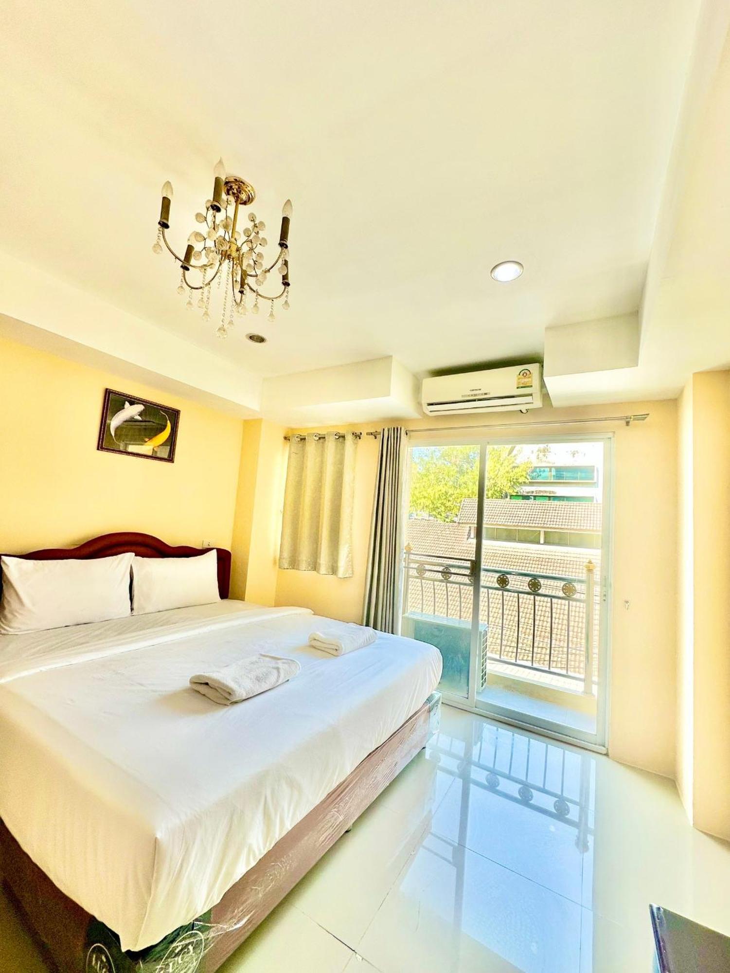 P Ratunam Herberg Bangkok