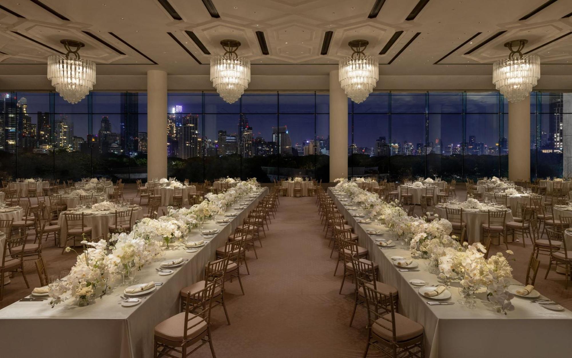 Dusit Thani Hotel Bangkok