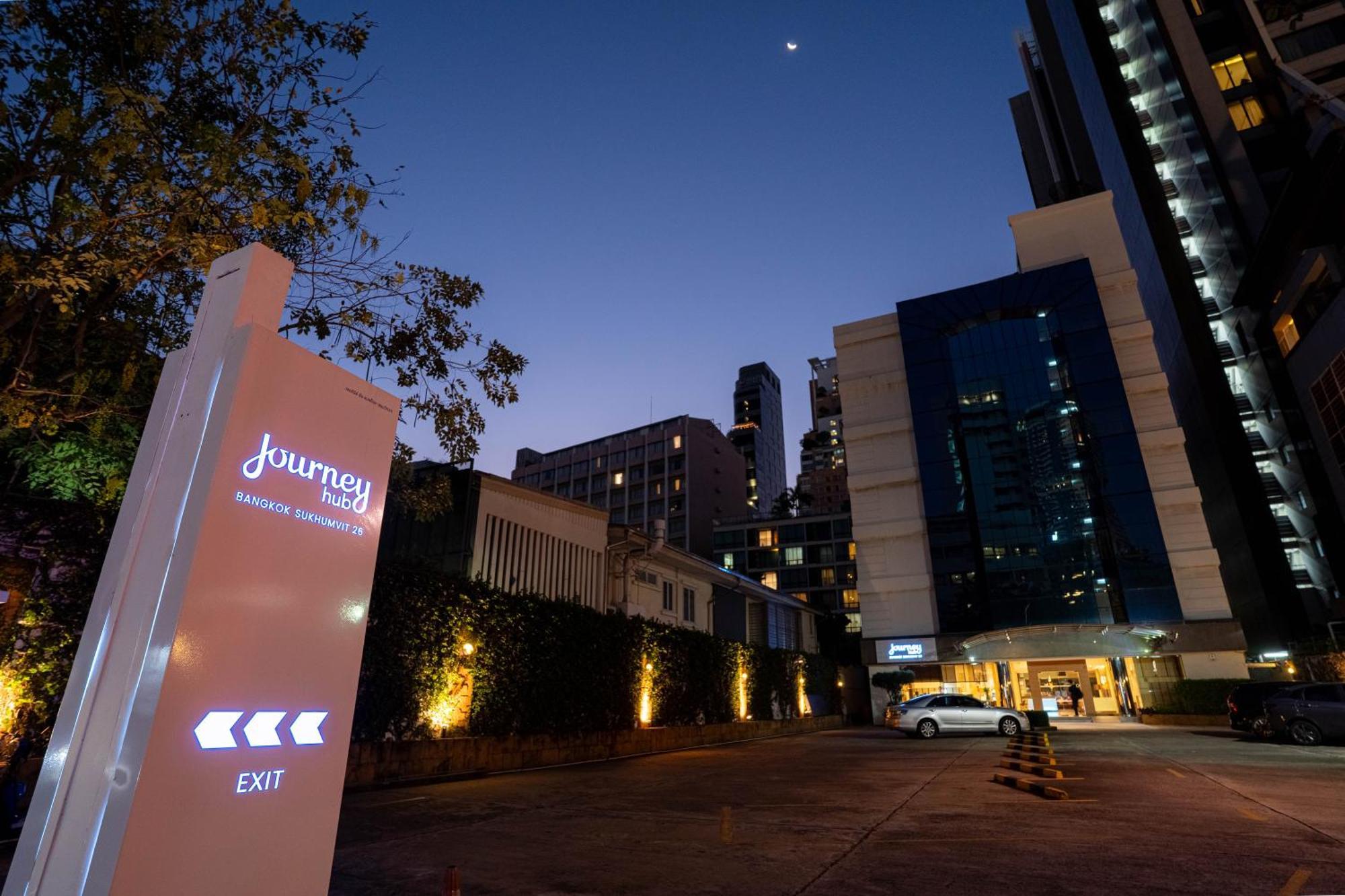 Hotel Journeyhub Sukhumvit 26, - Formerly St Bangkok