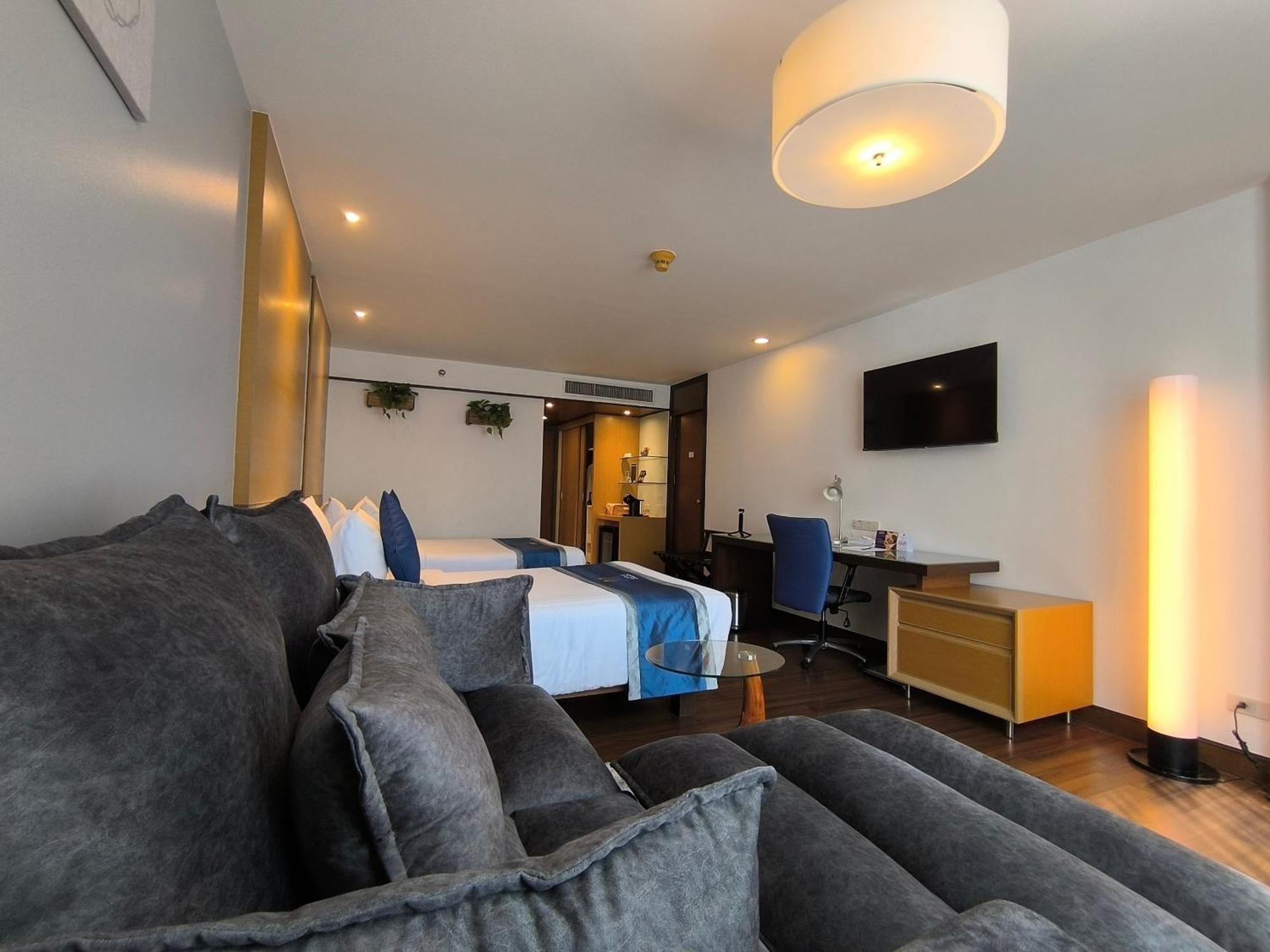 Lotus Sukhumvit 33 By Compass Hospitality Bangkok