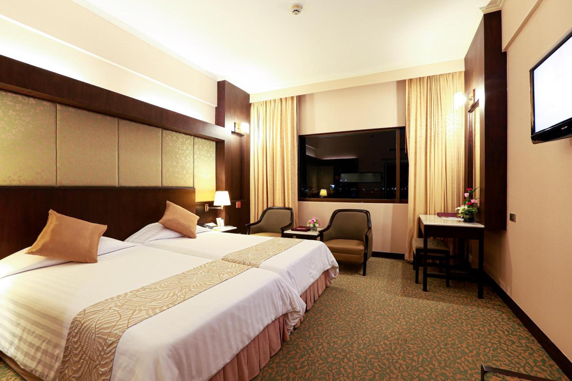 Asia Hotel 4*