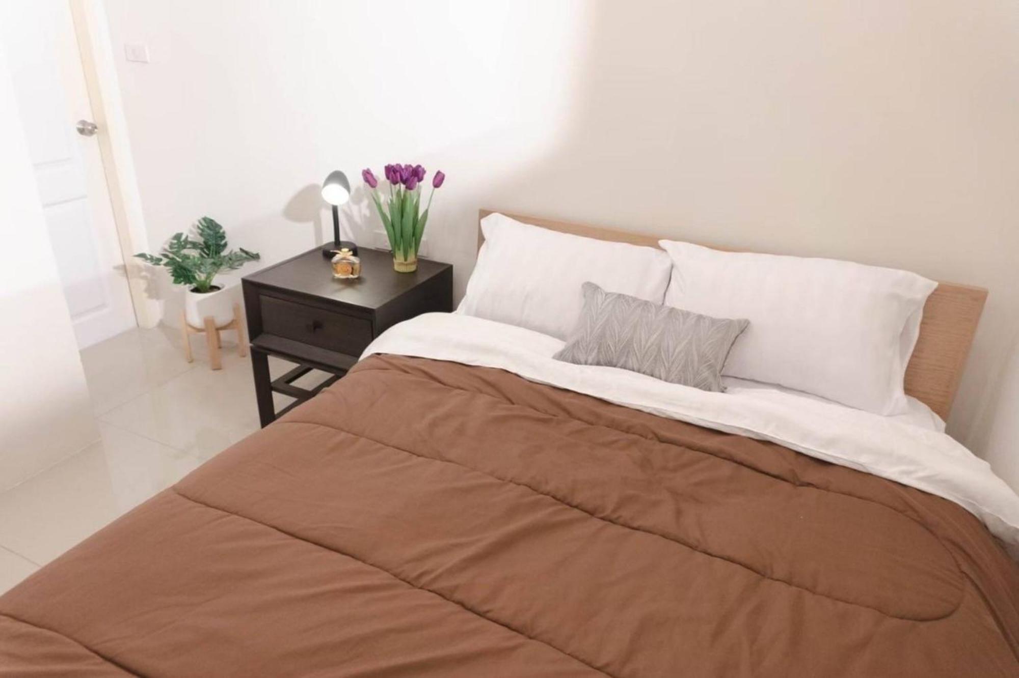 Bnb98 Silom 3*