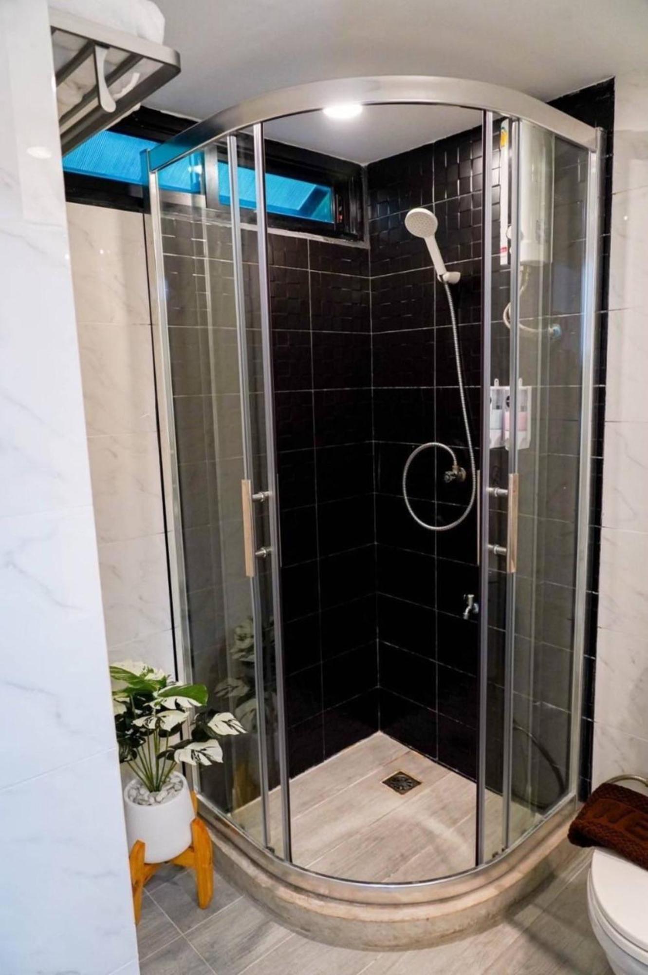 Hotel Bnb98 Silom Bangkok