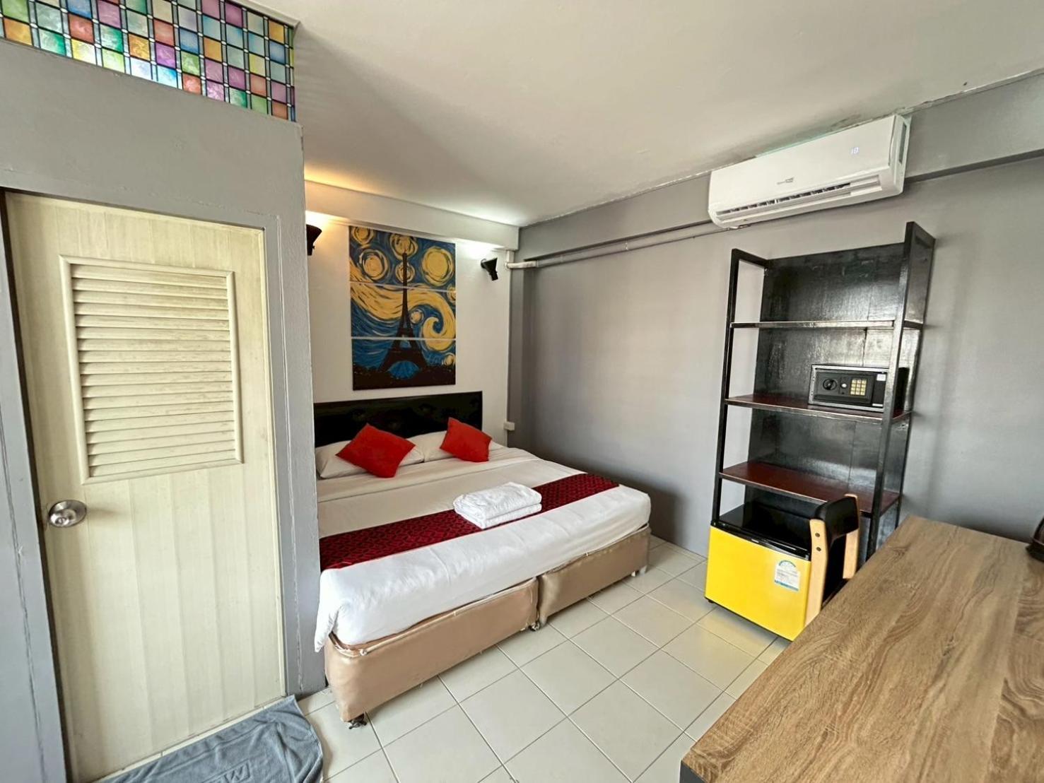 Khaosan Art - Sha Certified Bangkok