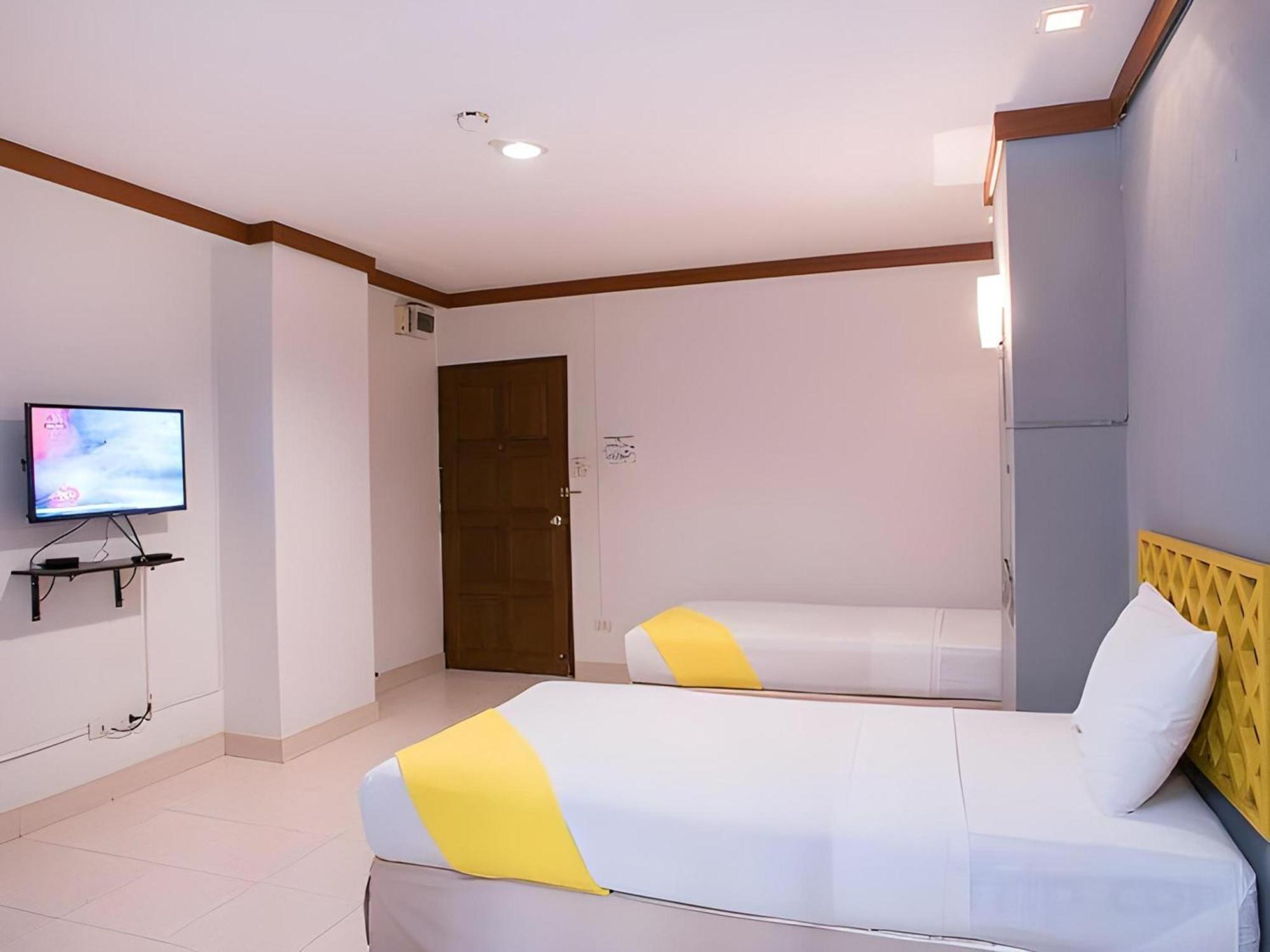 Collection O Howard Square Boutique Hotel