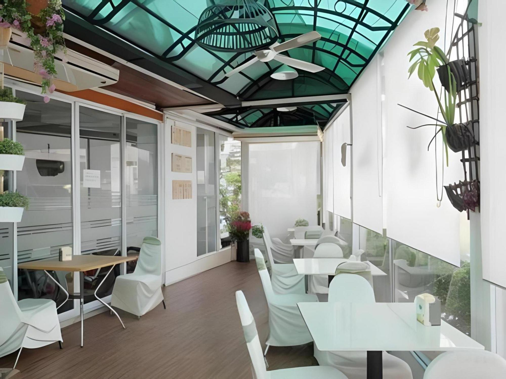 Collection O Howard Square Boutique Hotel 3*