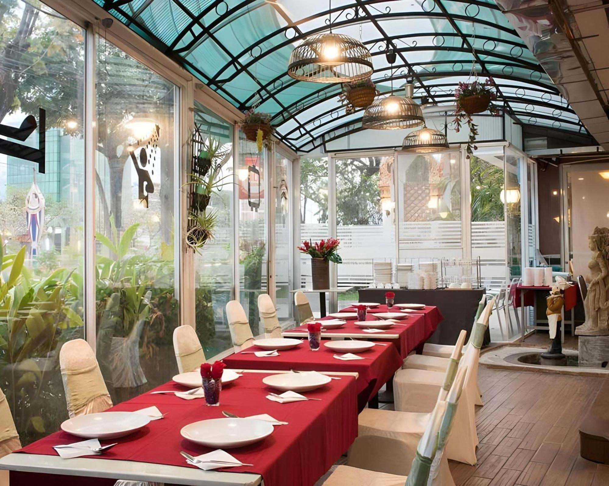 Collection O Howard Square Boutique Hotel 3*