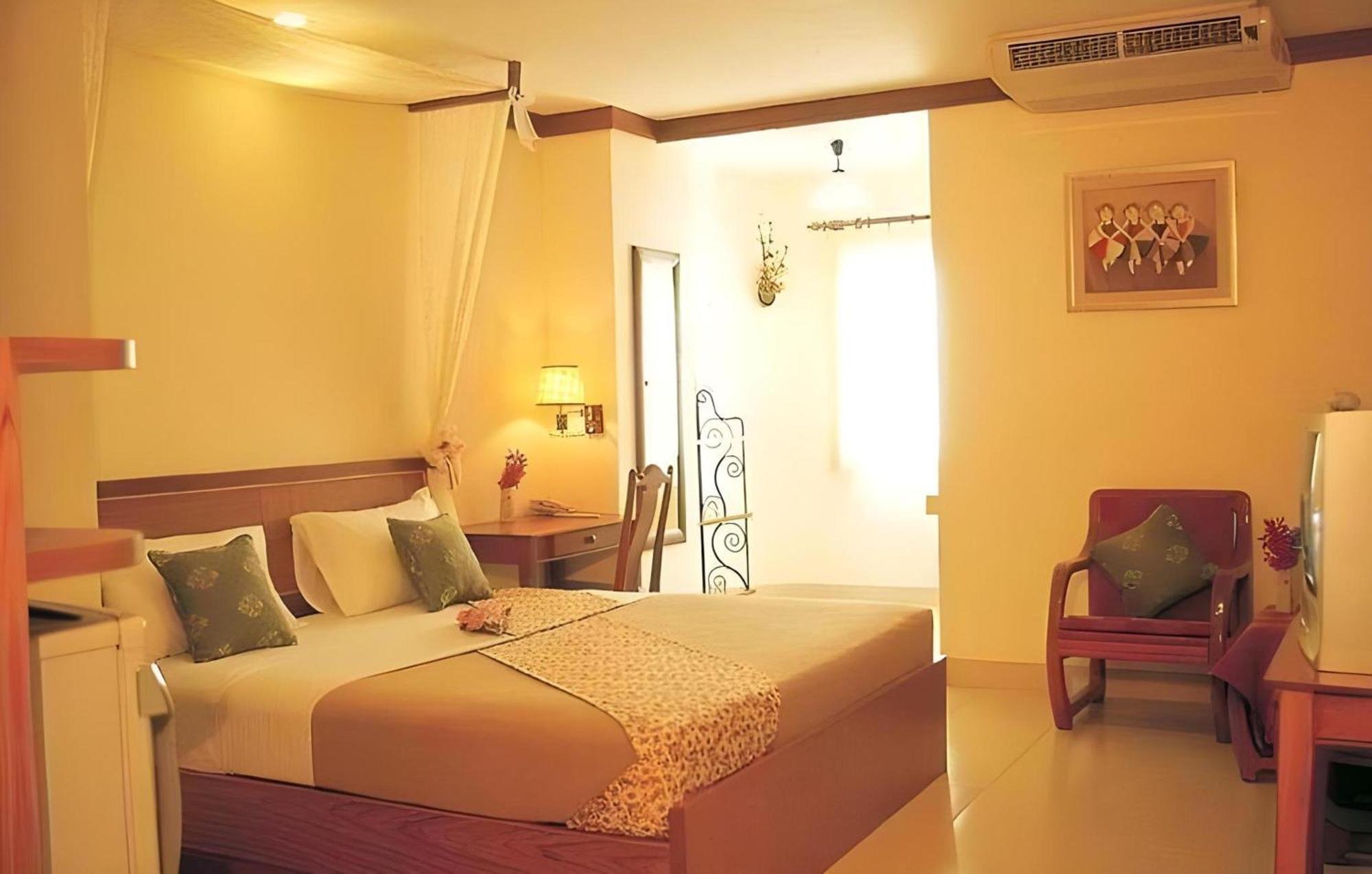Collection O Howard Square Boutique Hotel 3*