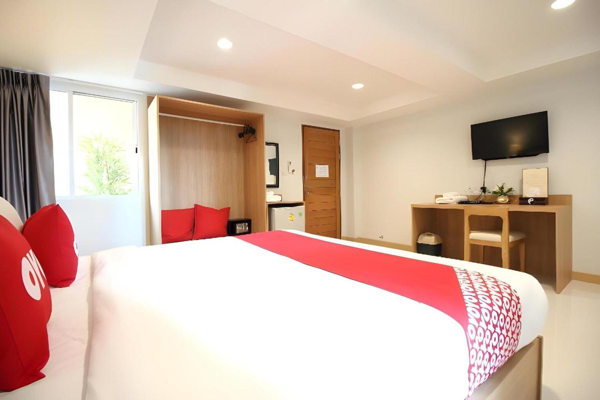 Super Oyo 483 Pannee Khaosan 2*
