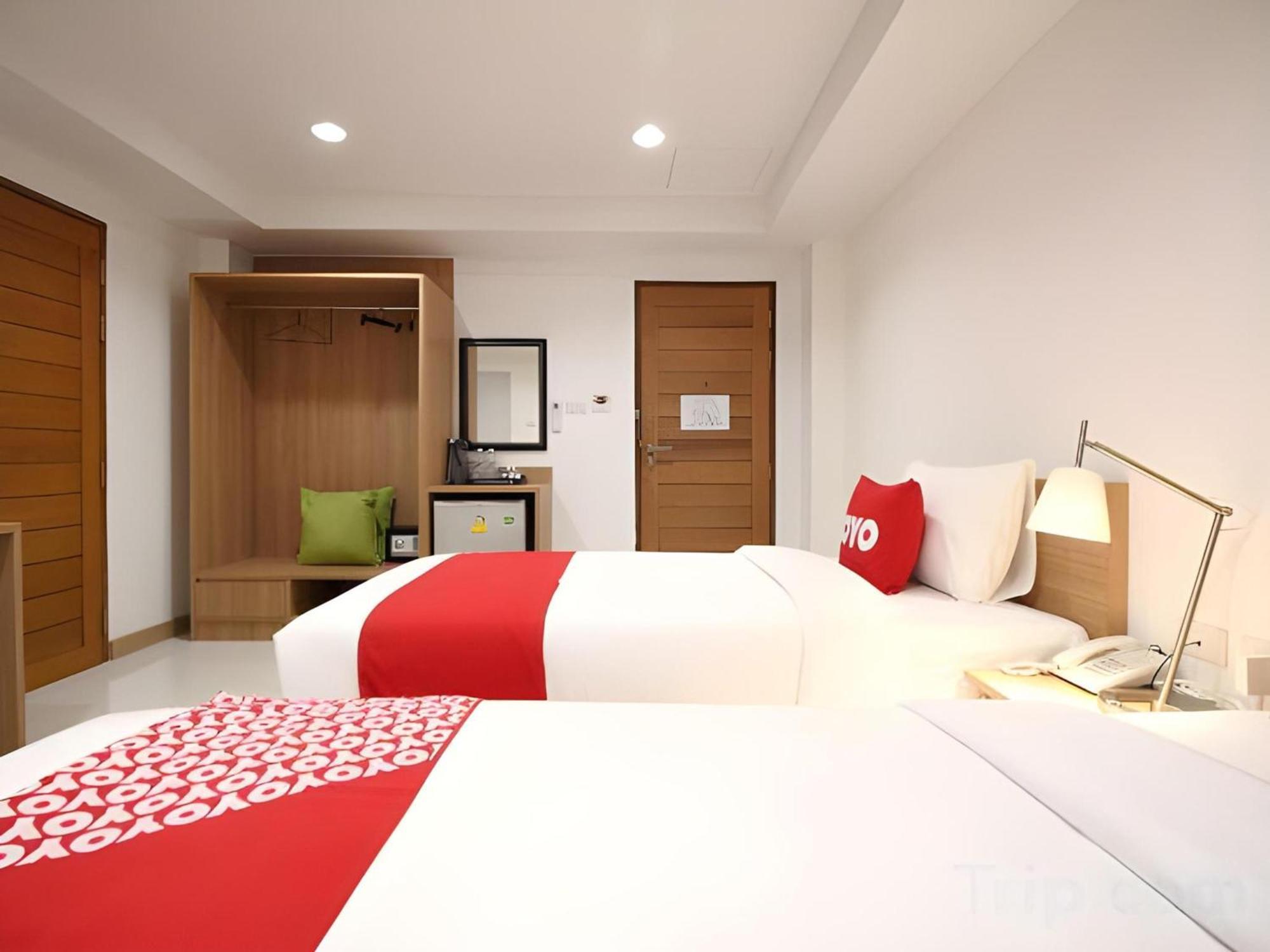 Super Oyo 483 Pannee Khaosan Hotel 2*