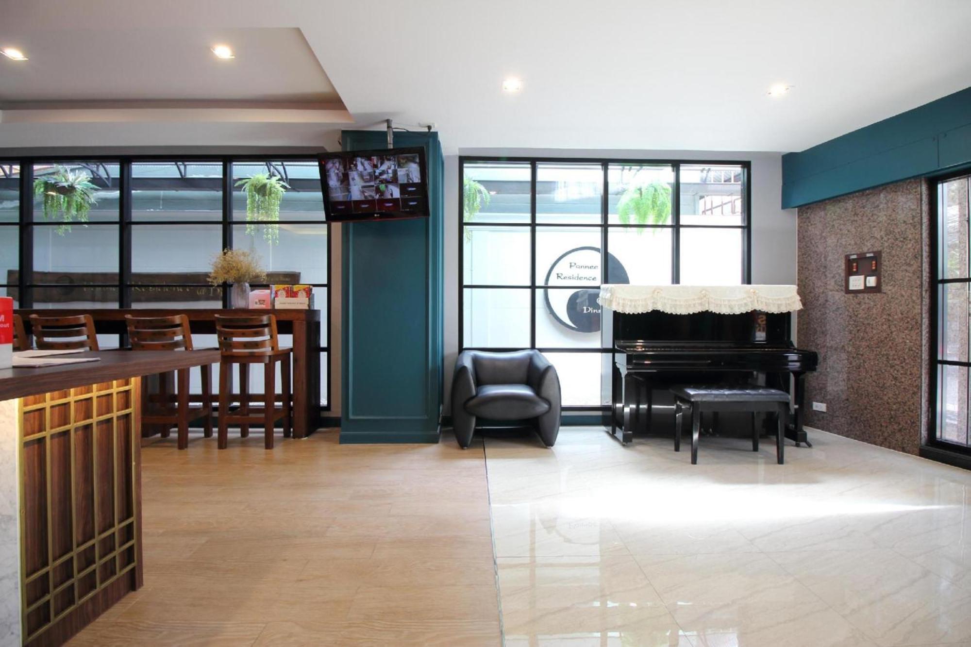 Super Oyo 483 Pannee Khaosan 2*