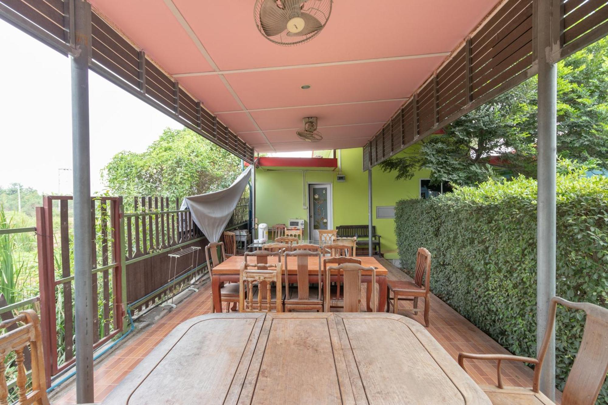 Hotel Oyo 644 Pong Pai House