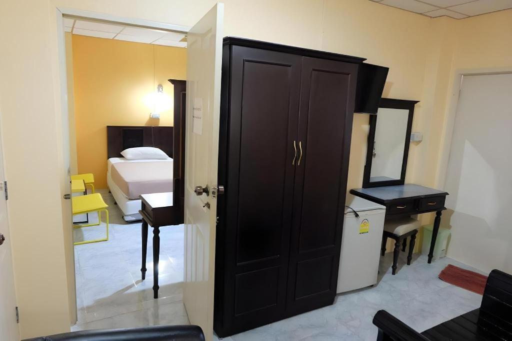 Hotel Sananwan Palace