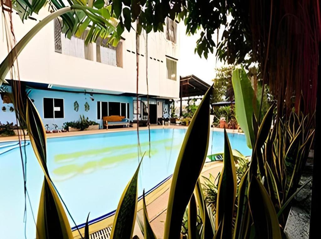 Hotel Sananwan Palace 2*