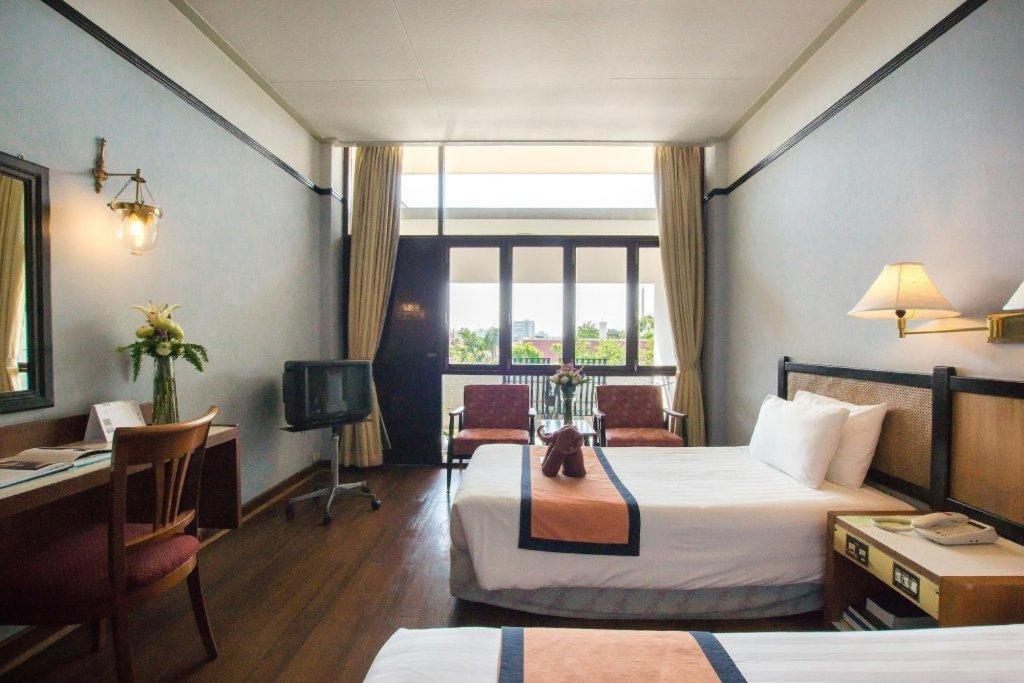 De Moc Hotel 3*