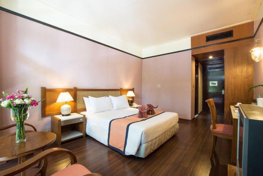 De Moc Hotel