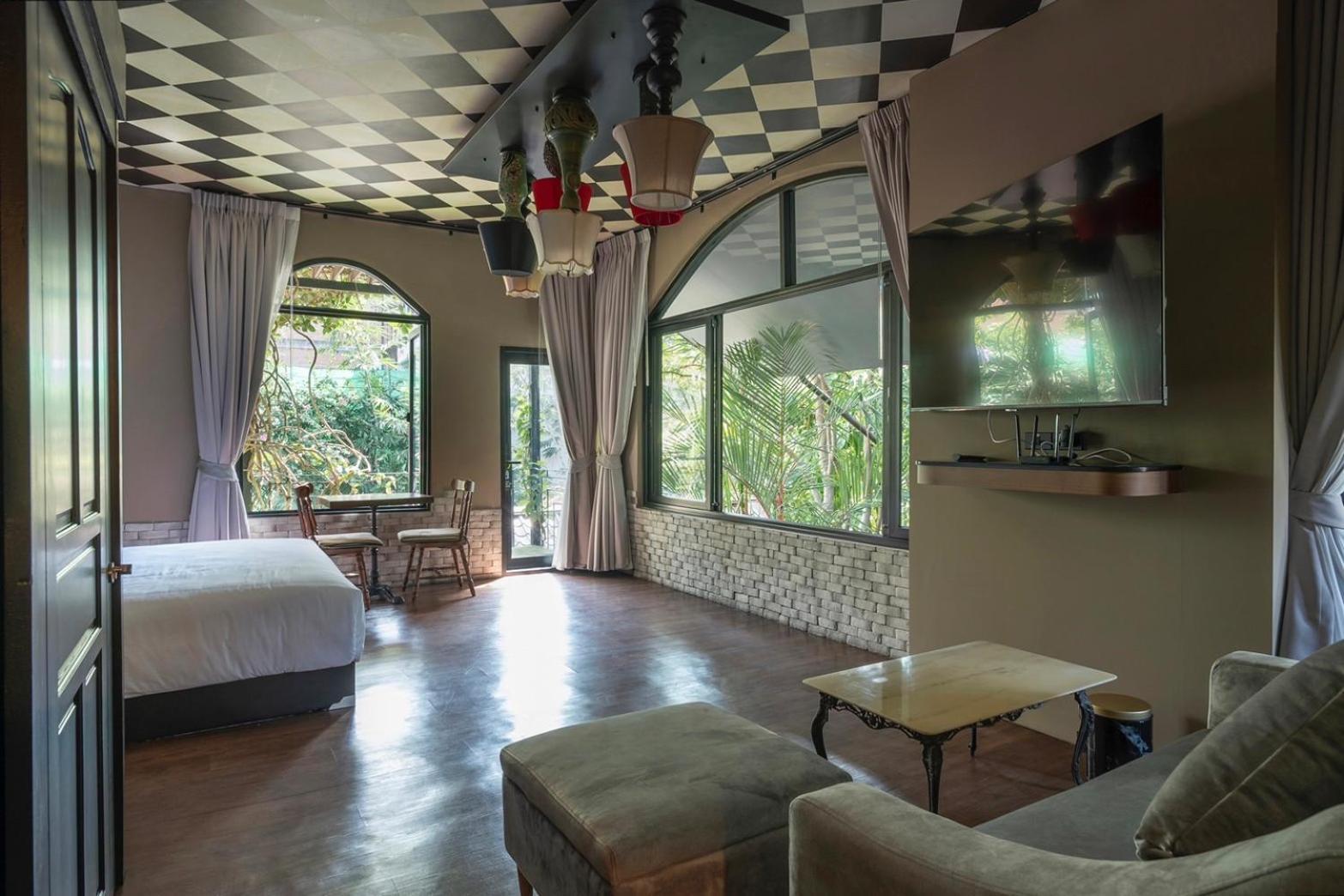 Hotel Oasis 3*