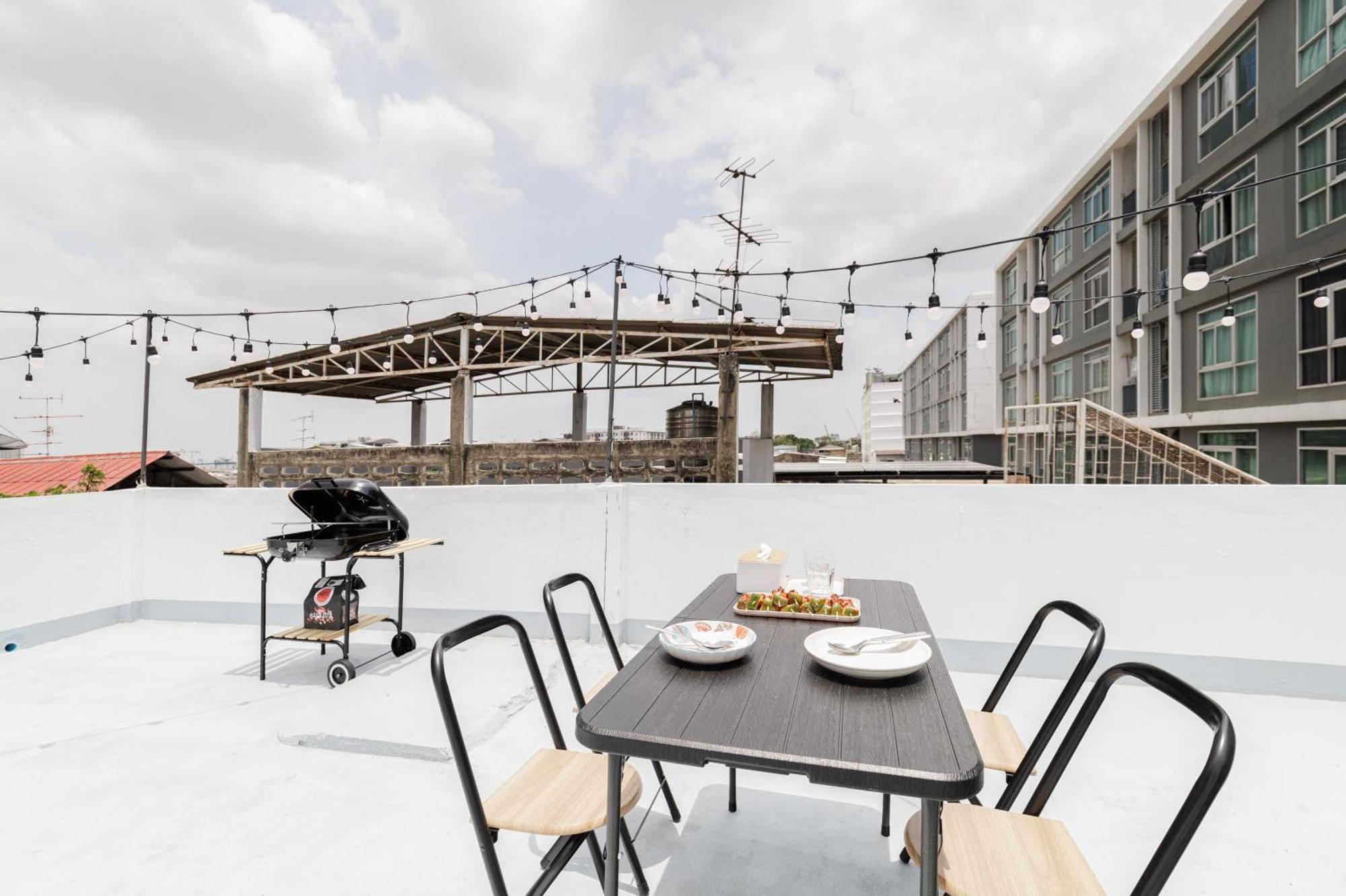 A Townhouse 100m From Bts Bangchak Gasthuis *