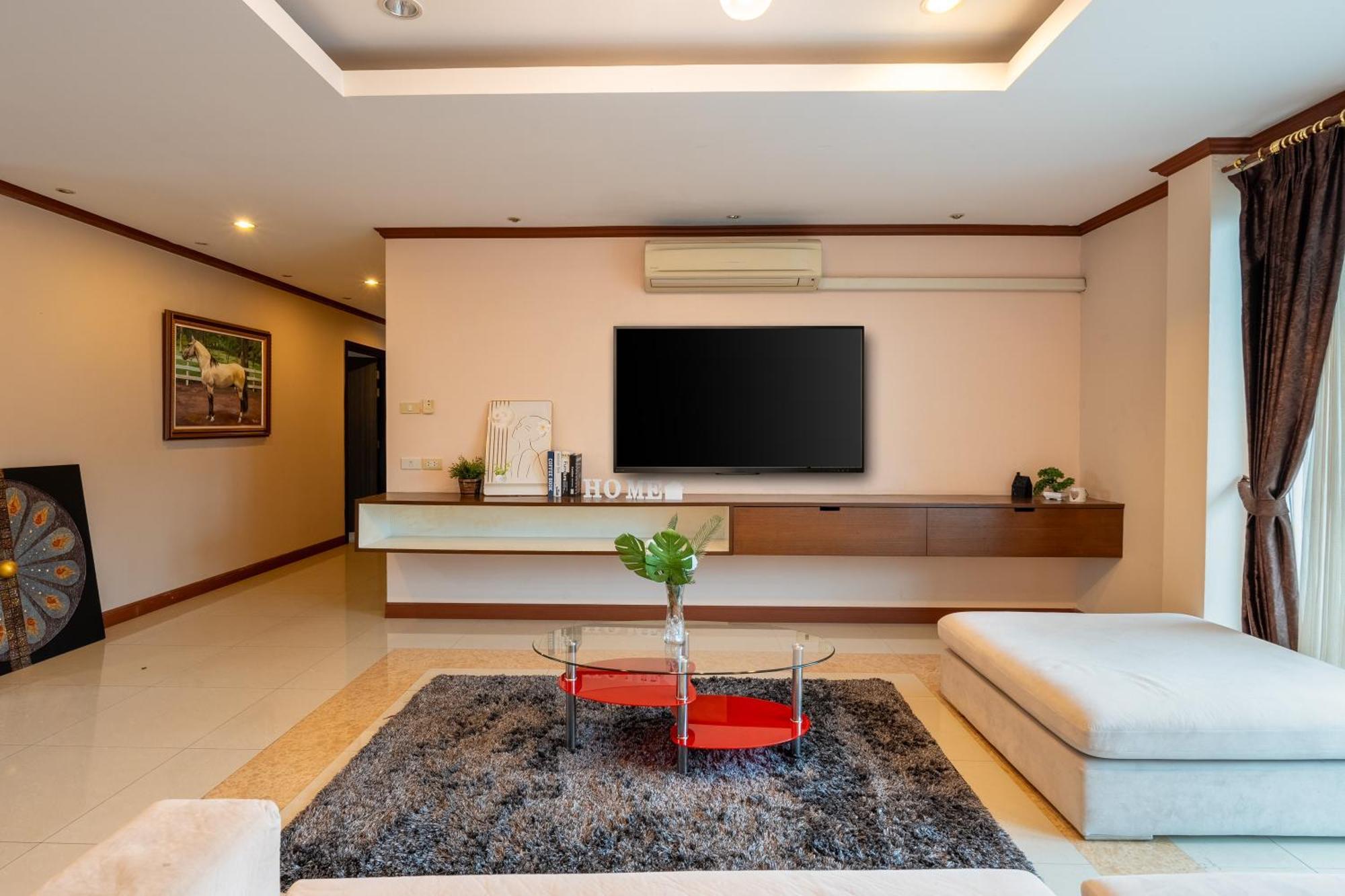 Phoenix Serviced Bangkok