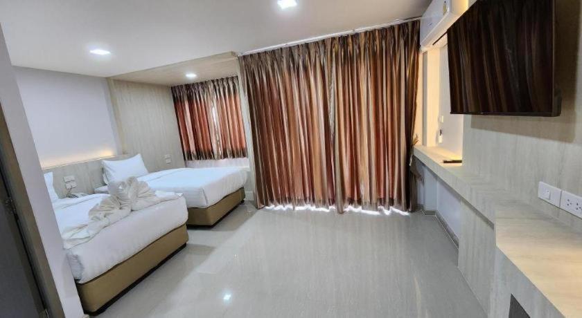Sananwan Palace 2*