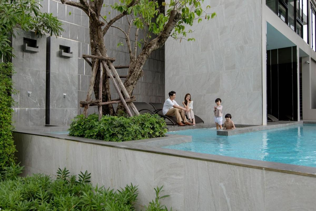 Stylish2bd Pool&gym Near Airport Bangkok