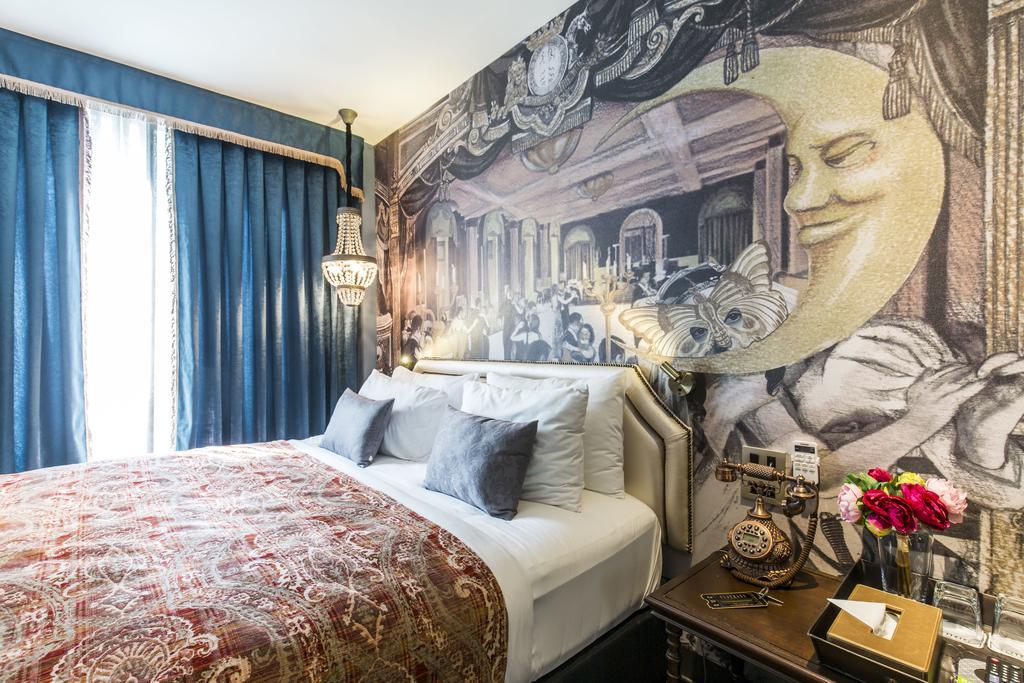 Playhaus Thonglor Hotel