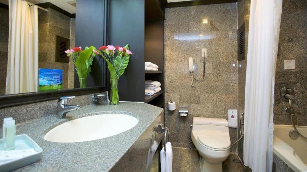 Grand President Hotel 4*