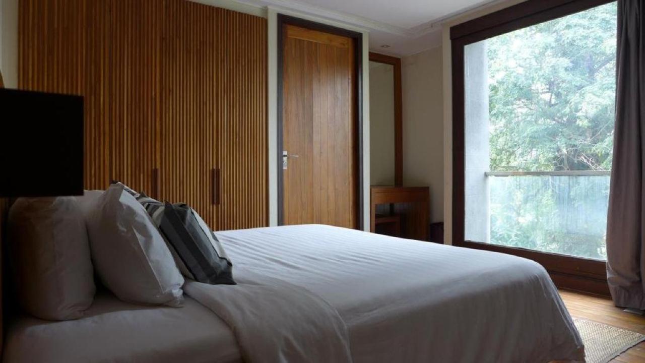Luxx Langsuan Hotel 4*