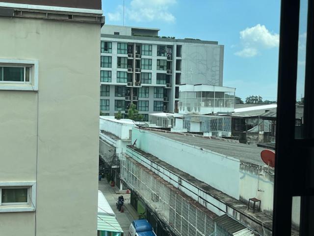 Super Finds 1br Master Bedroom Near Bts Thonglor Guest house *