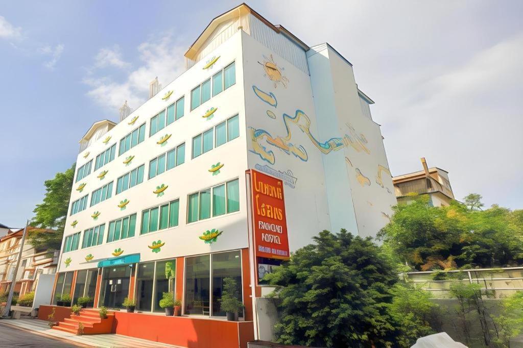 Oyo 410 Diamond Boutique 3*