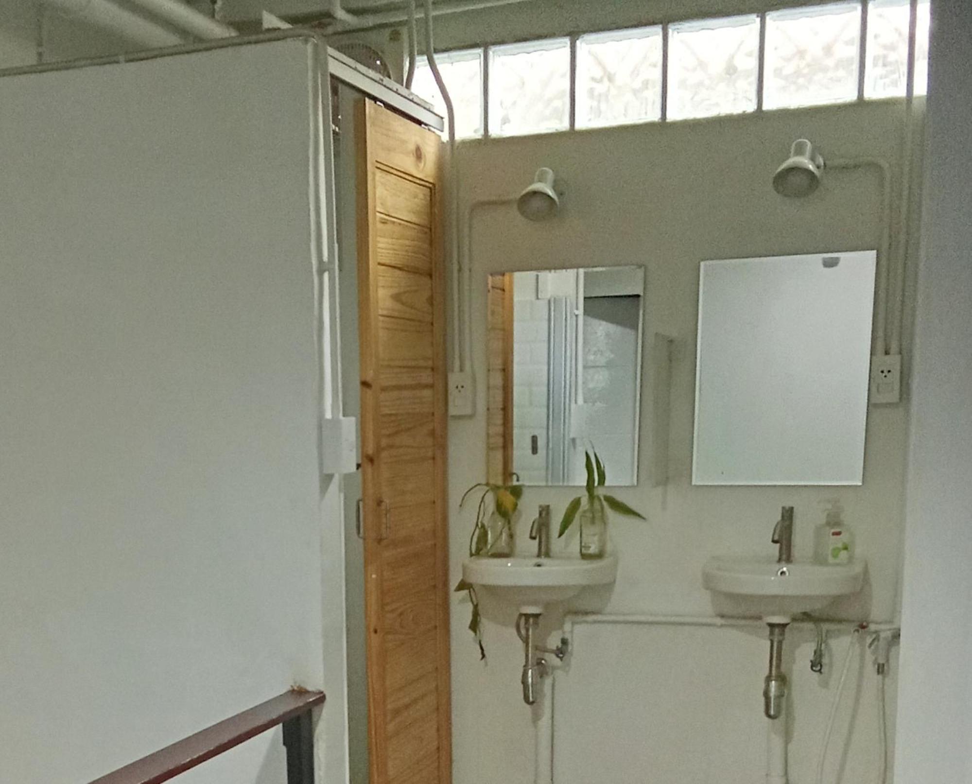 Casita House Albergue